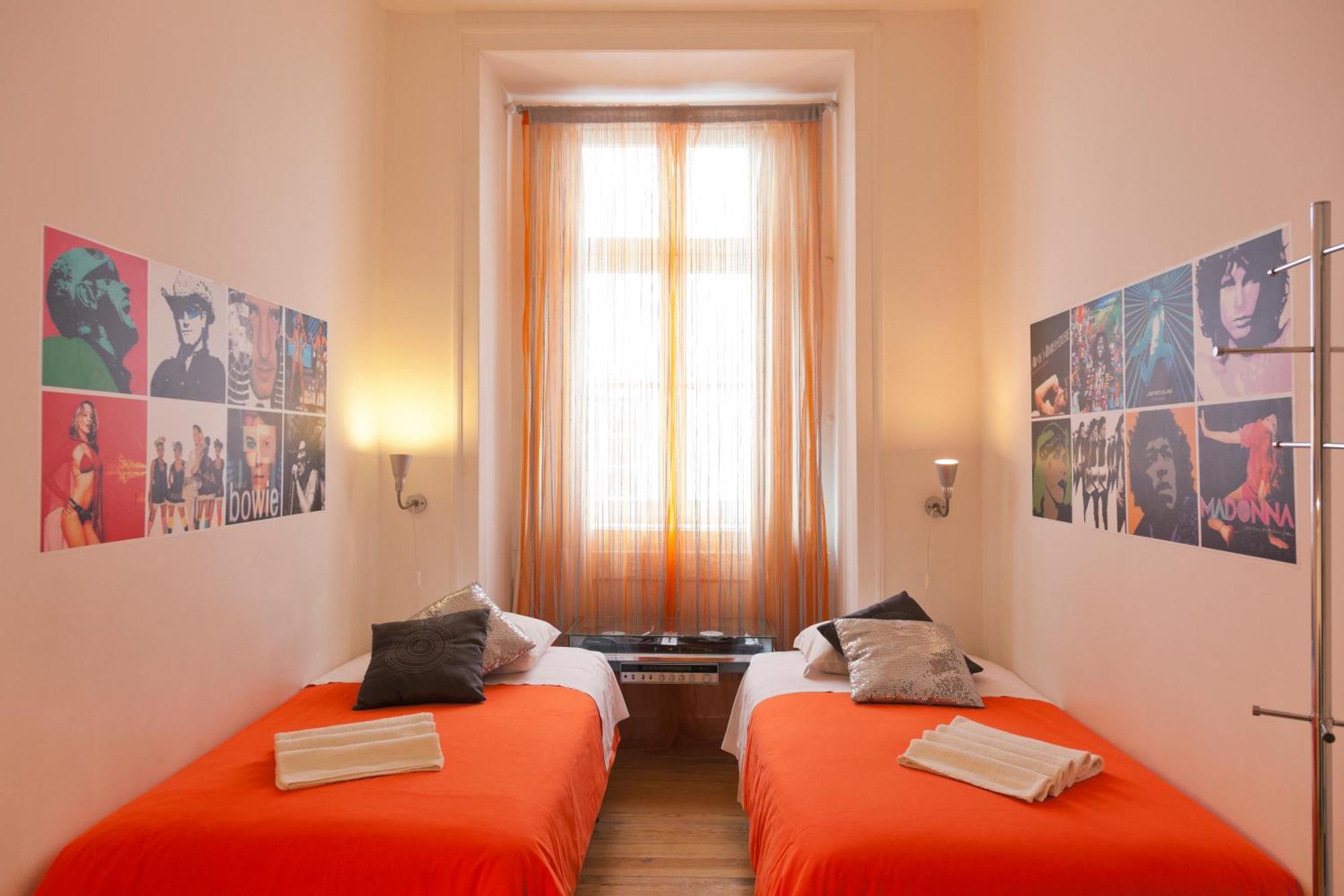 Living Lounge Hostel - Lisbon — Photos 3